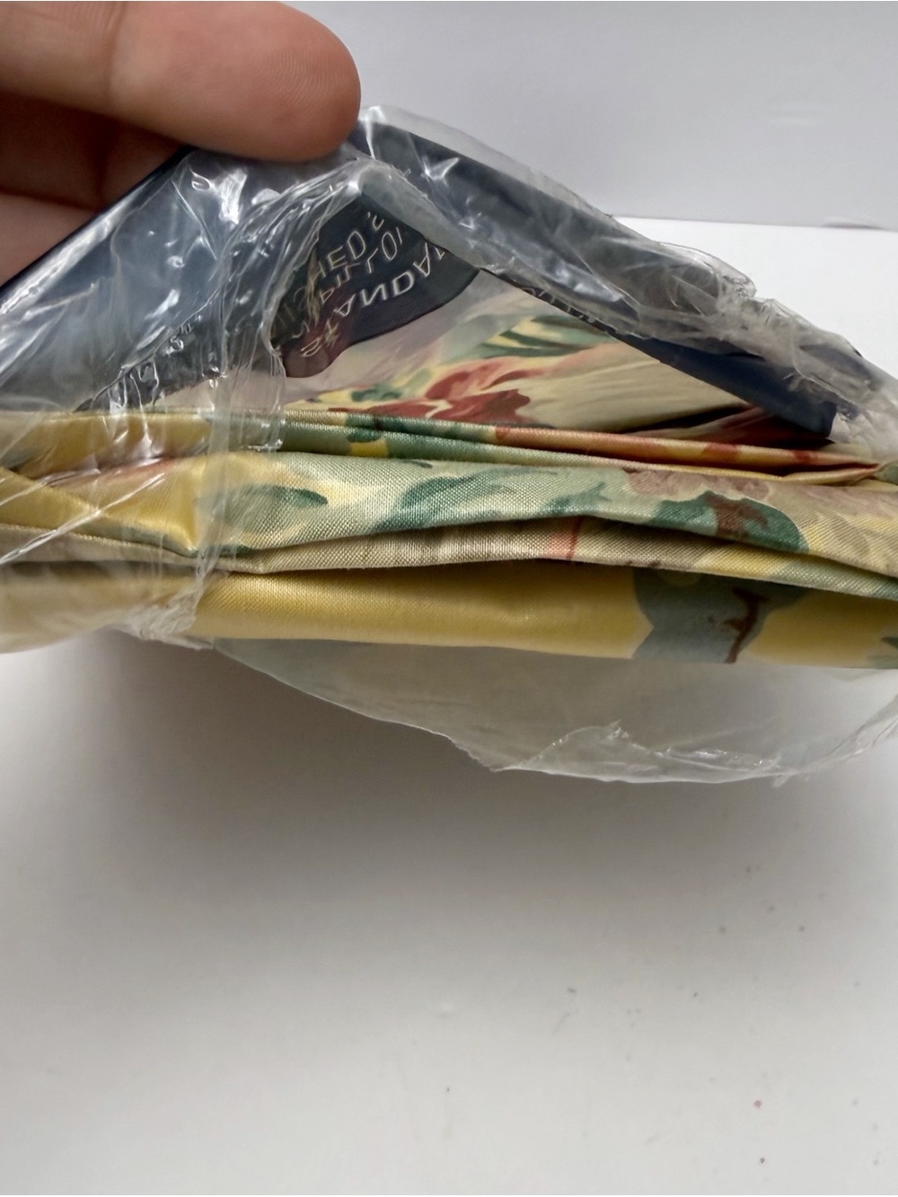 Vintage Ralph Lauren Evelyn Yellow Floral Bow Set of 2 IRREGULAR Pillowcases - Picture 6 of 8